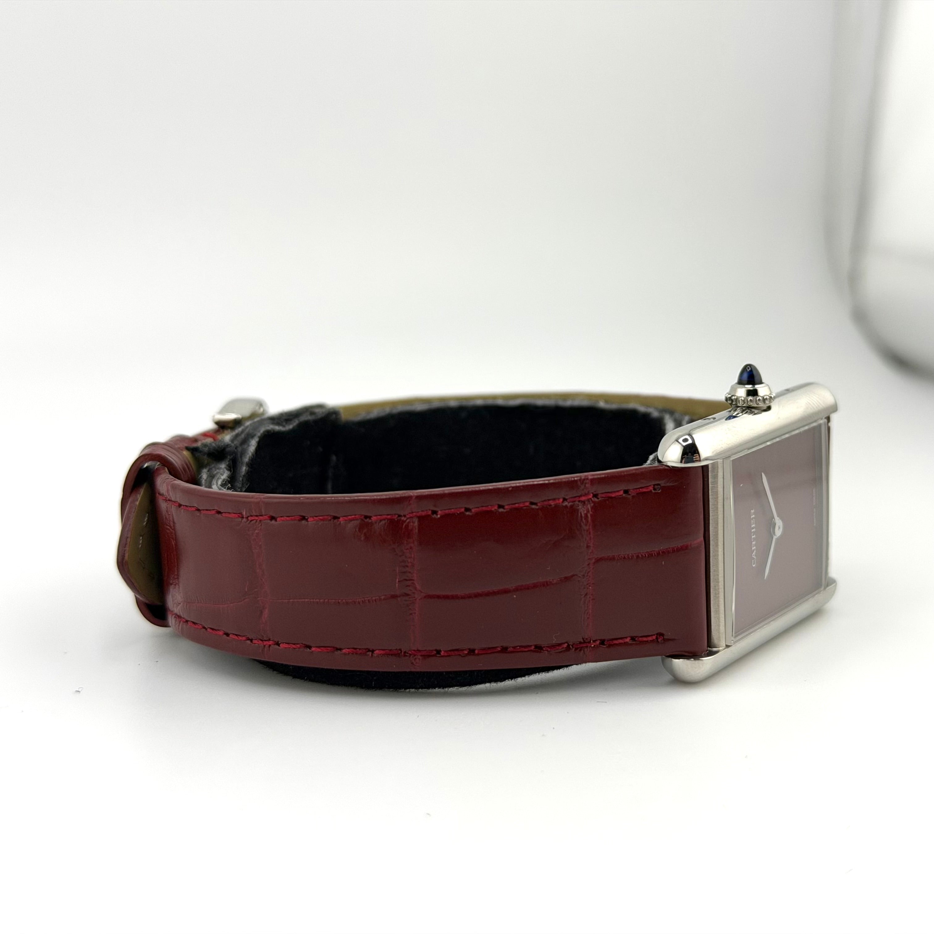 Cartier tank bordeaux