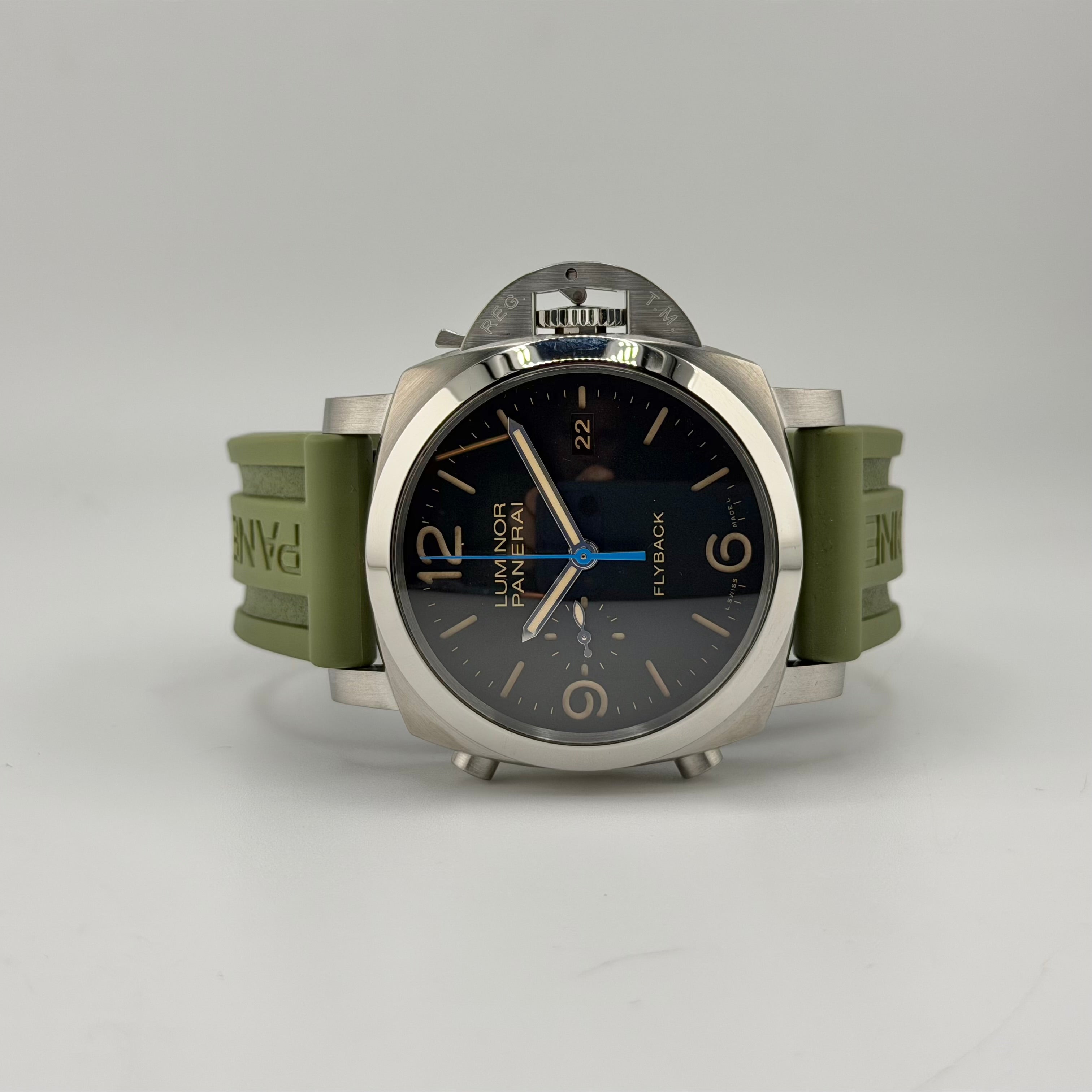 Panerai Luminor Marina flyback