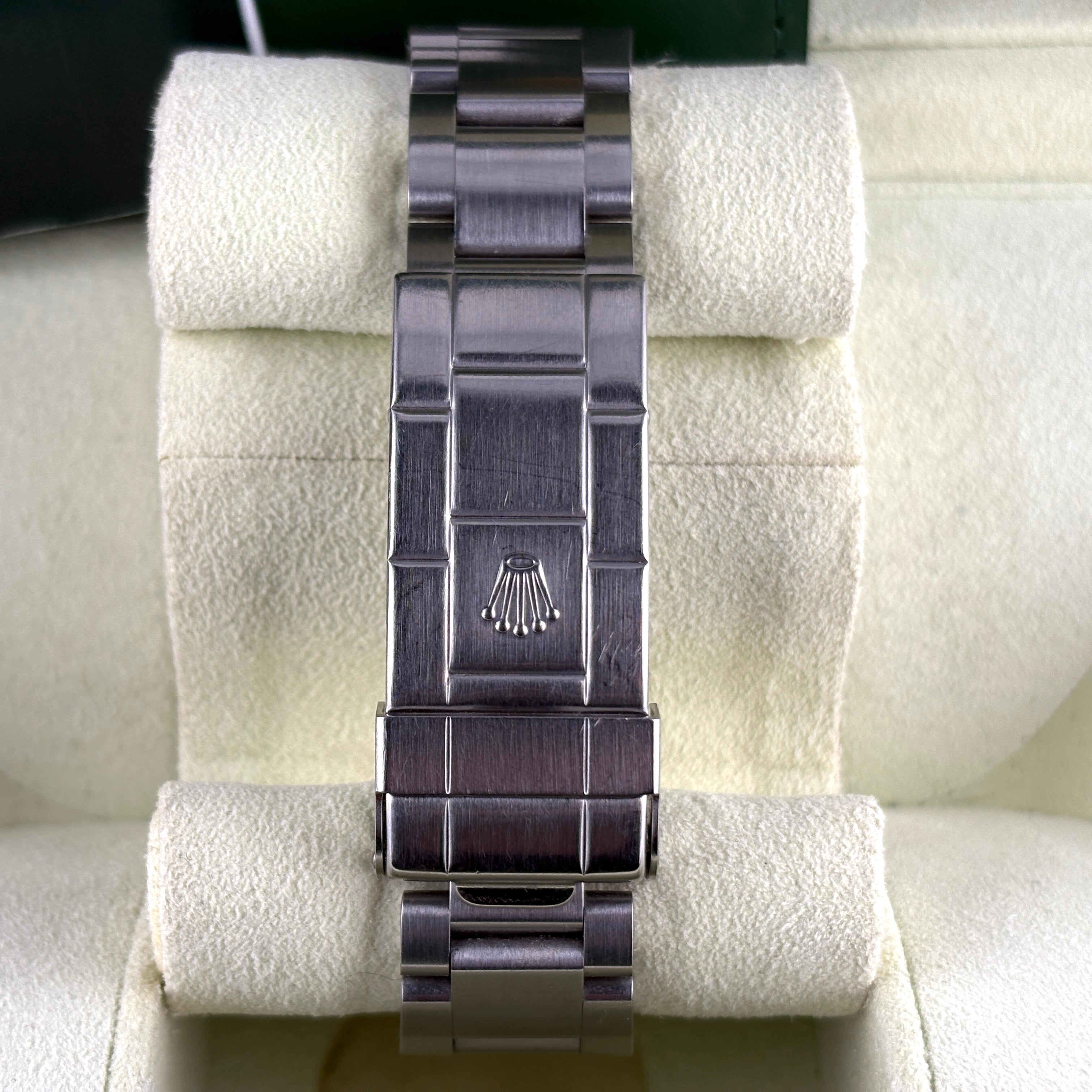Rolex 16610lv “Kermit”