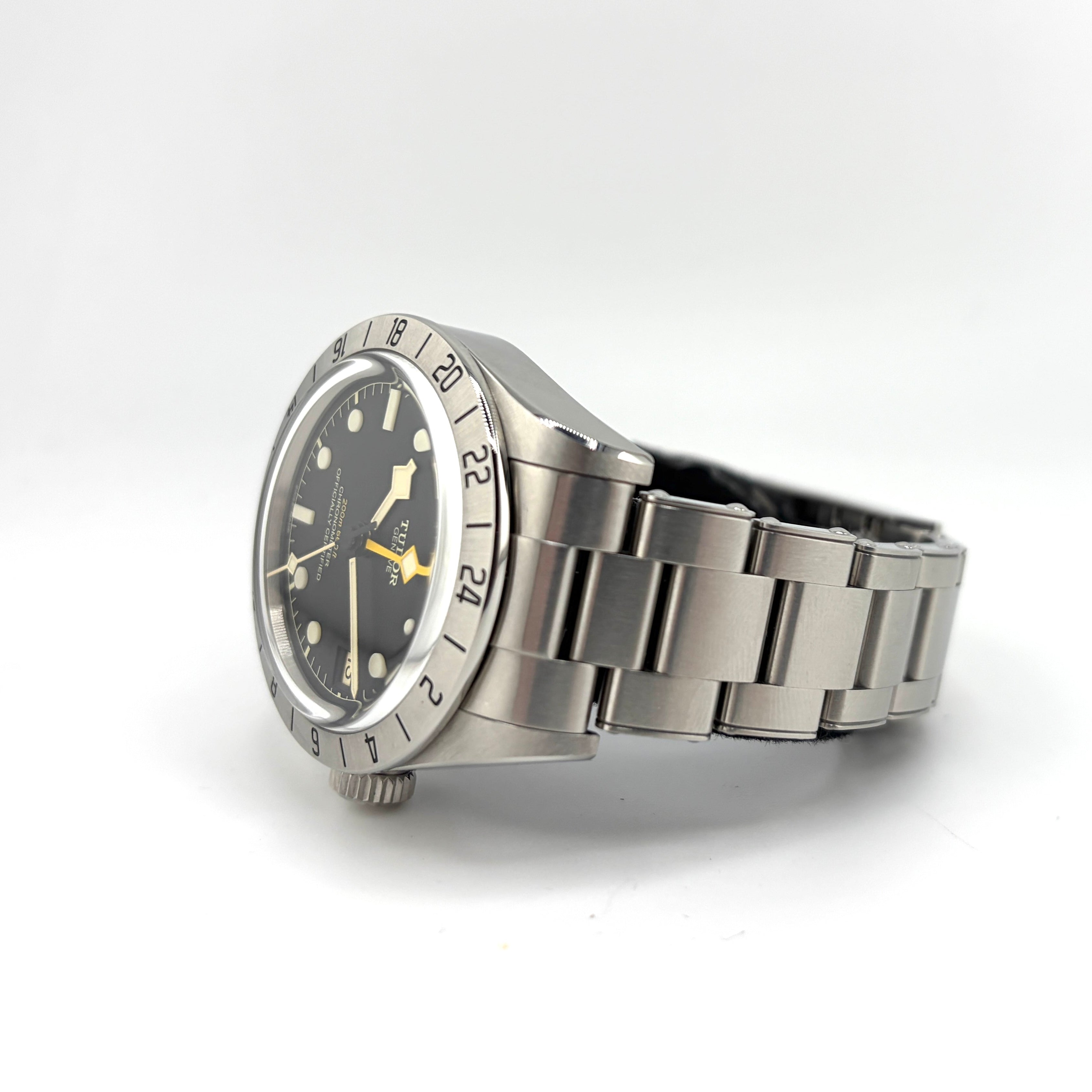 Tudor Black Bay Pro