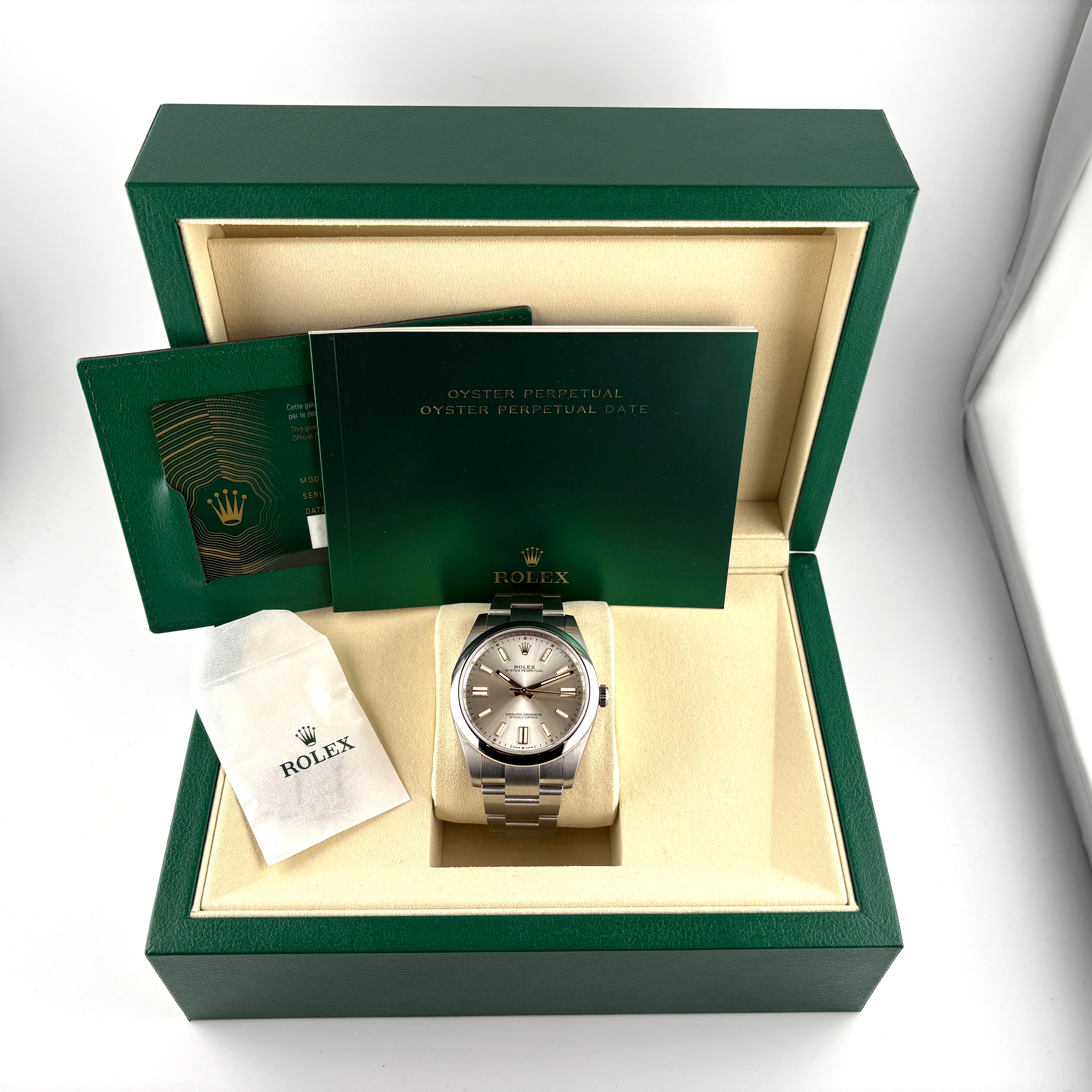 Rolex Oyster perpetual 124300