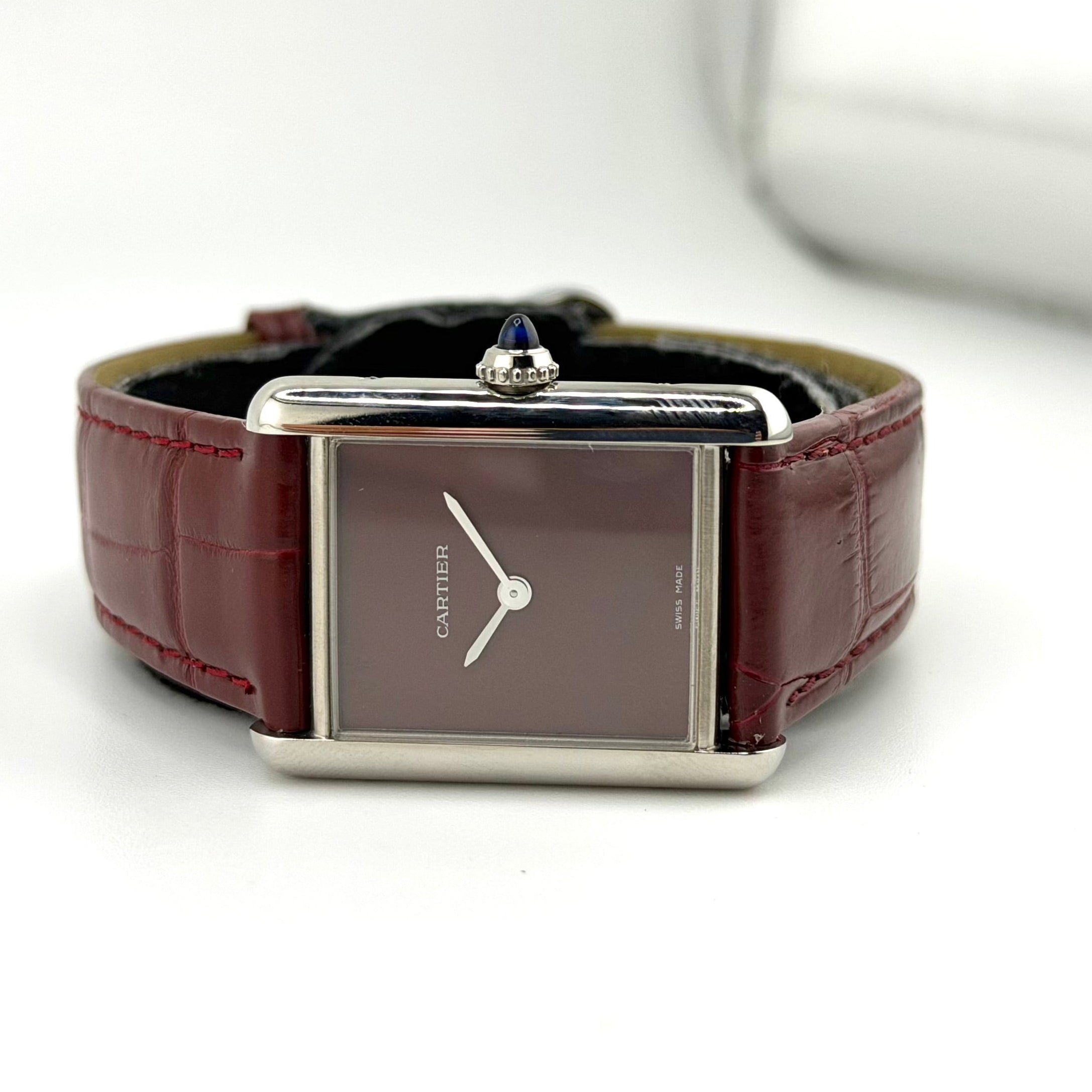 Cartier tank bordeaux