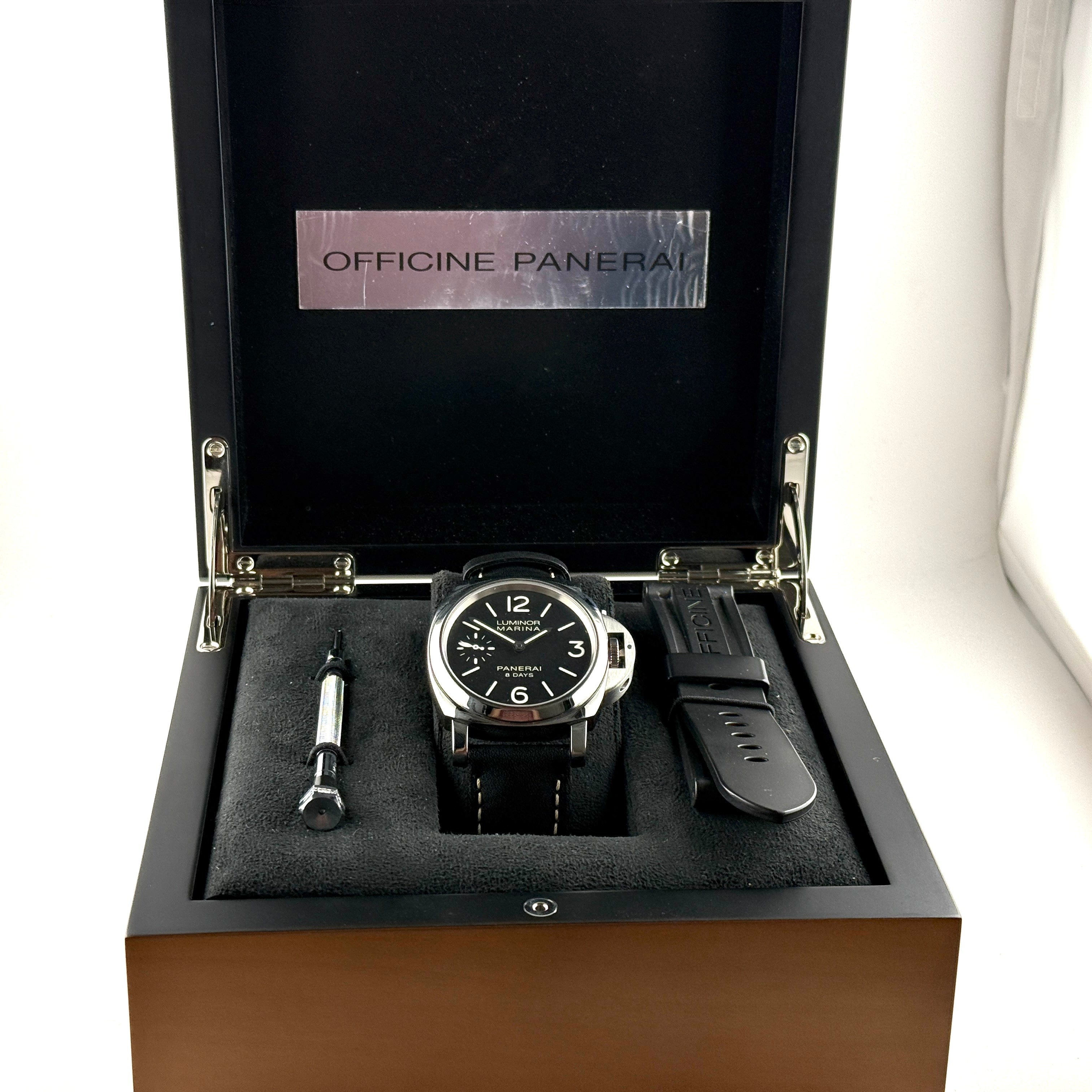 Panerai Luminor Marina 8Days PAM00510
