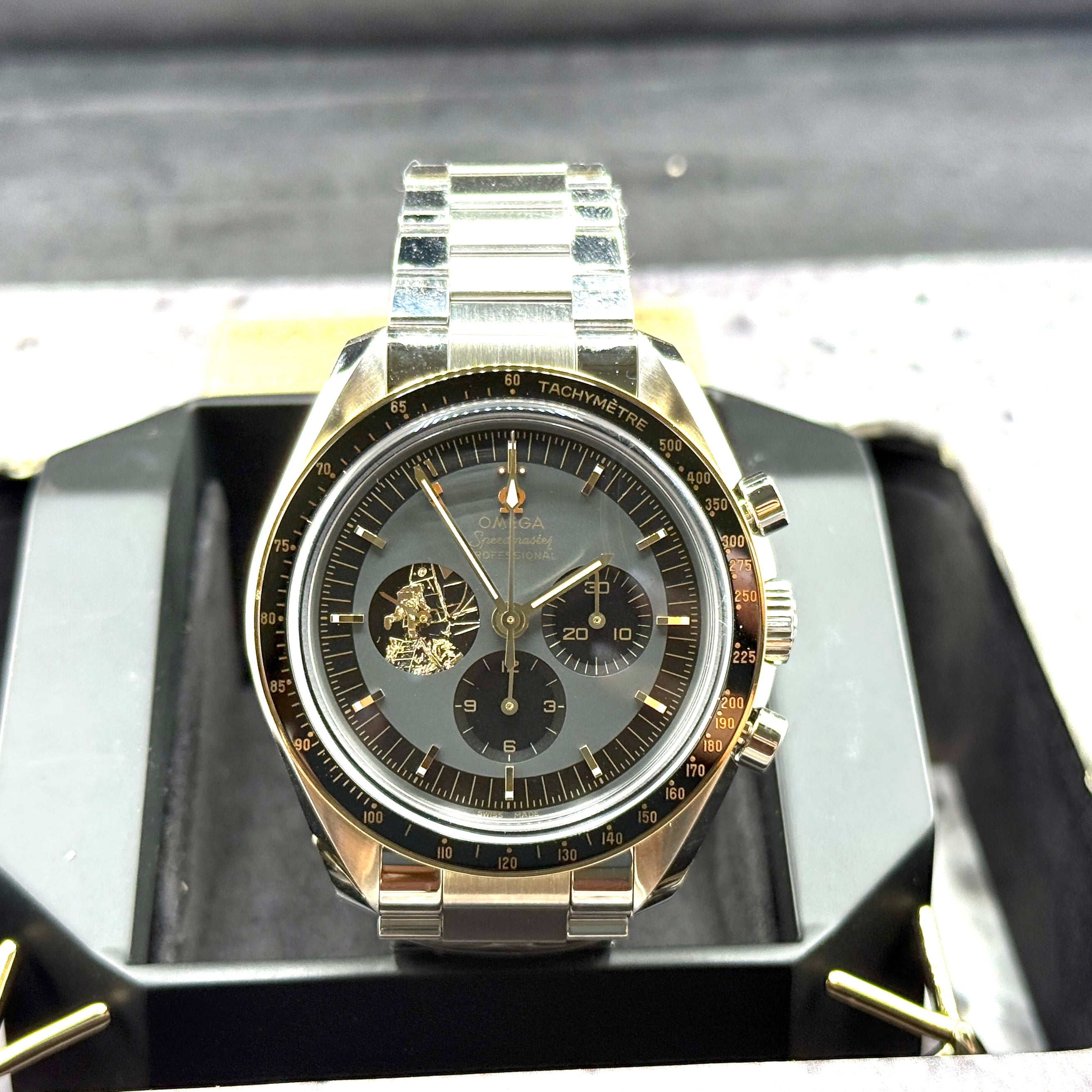 Omega Speedmaster Apollo 11