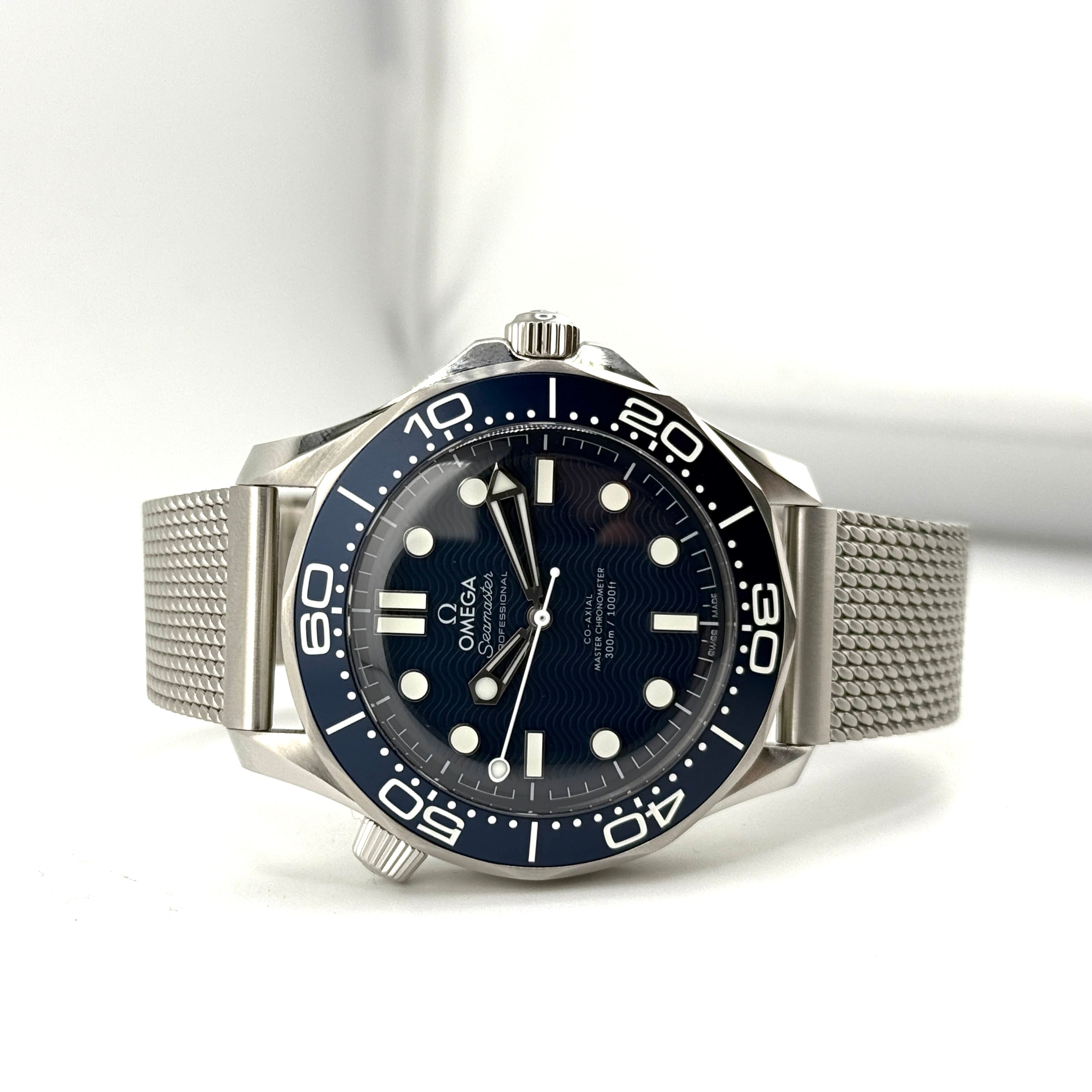 Omega Seamaster 007