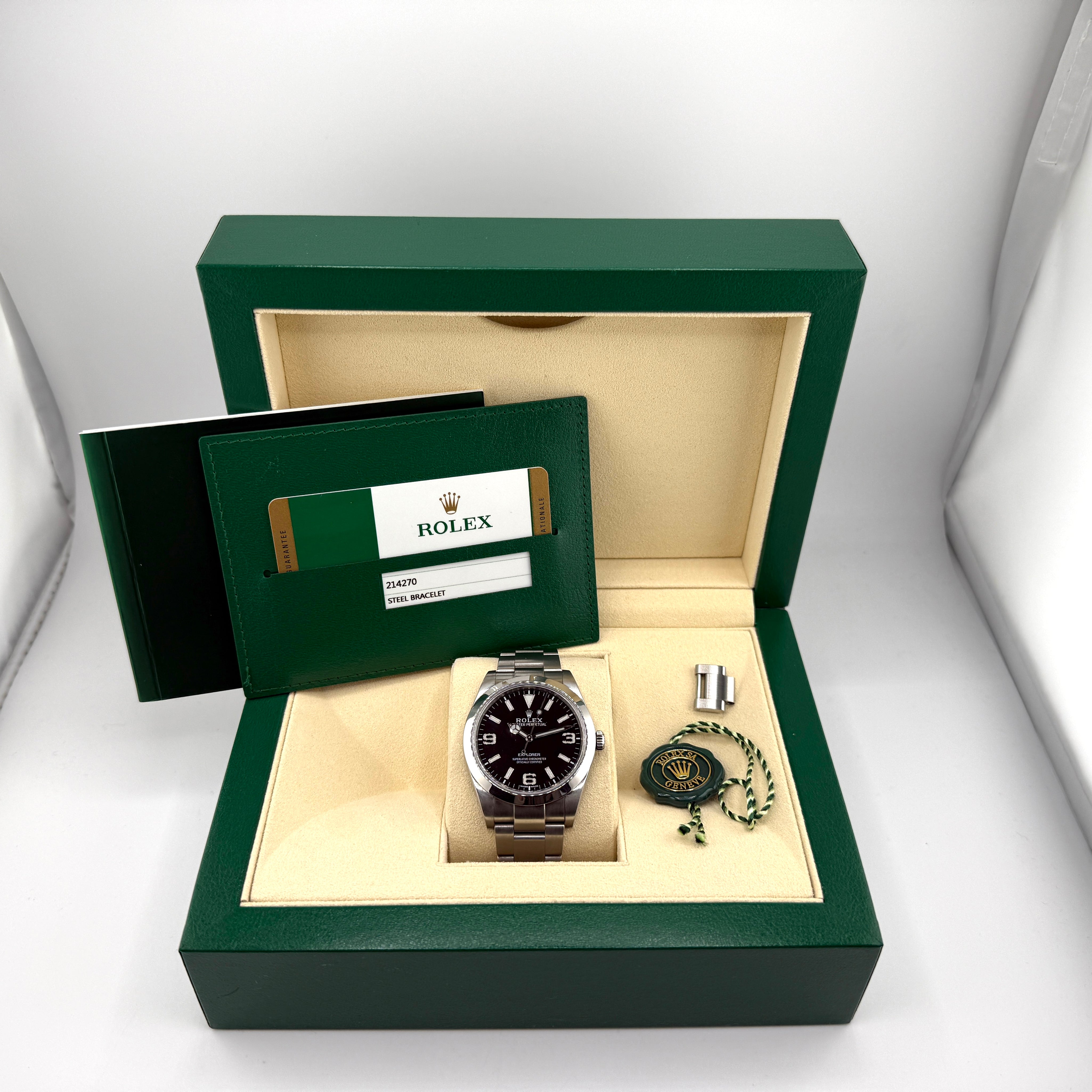 Rolex Explorer 214270