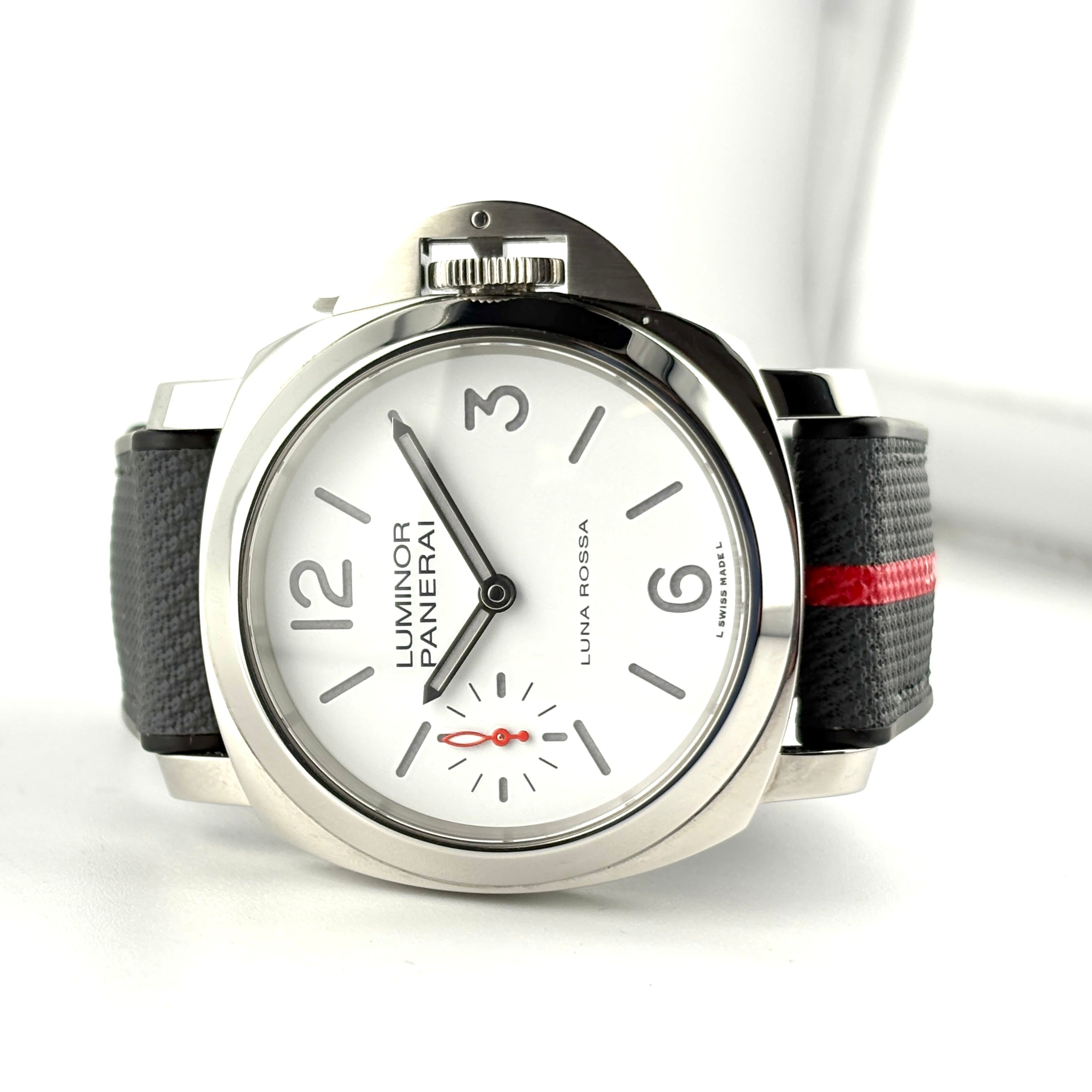 Panerai Luminor Luna Rossa PAM01342
