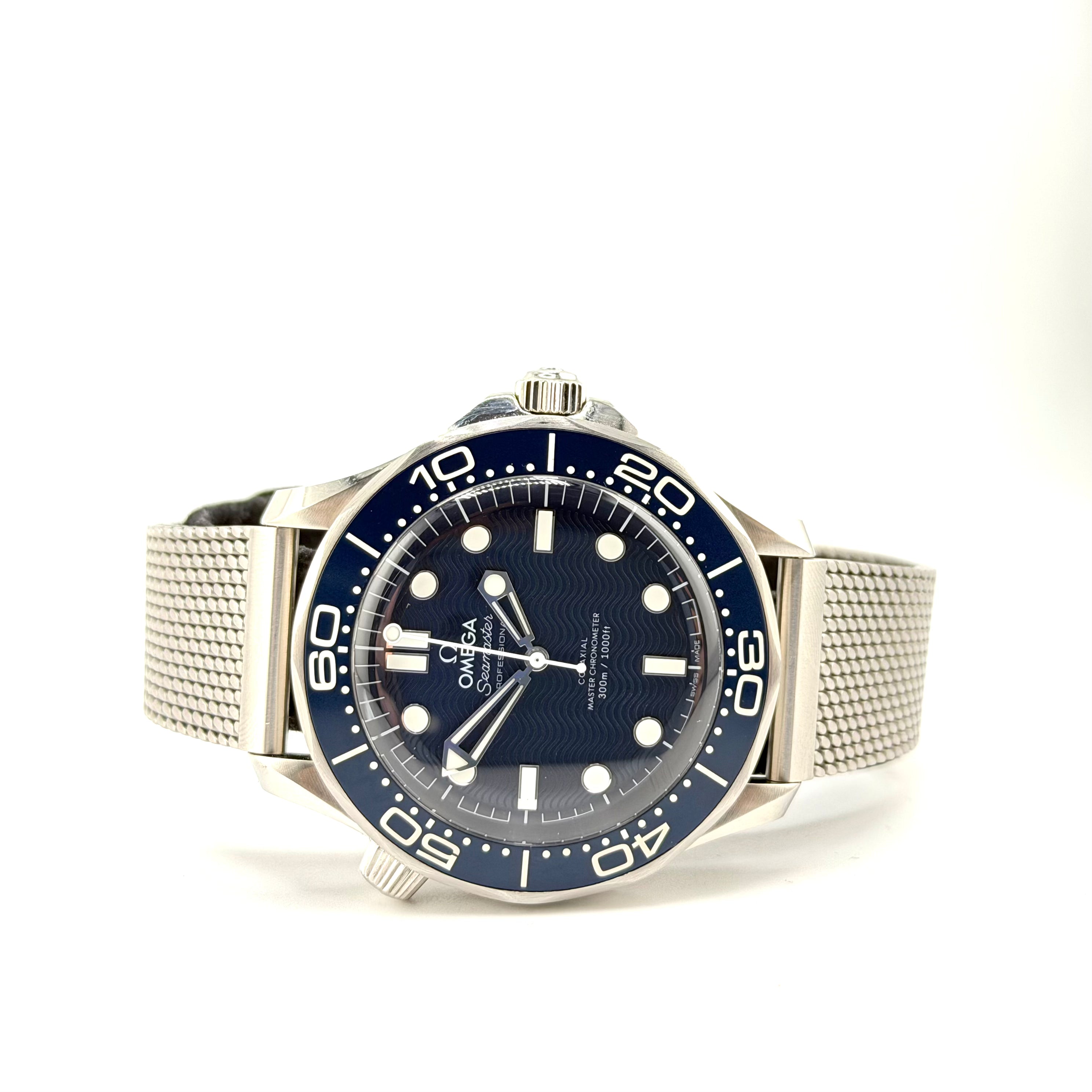 Omega Seamaster Diver 300 M 007