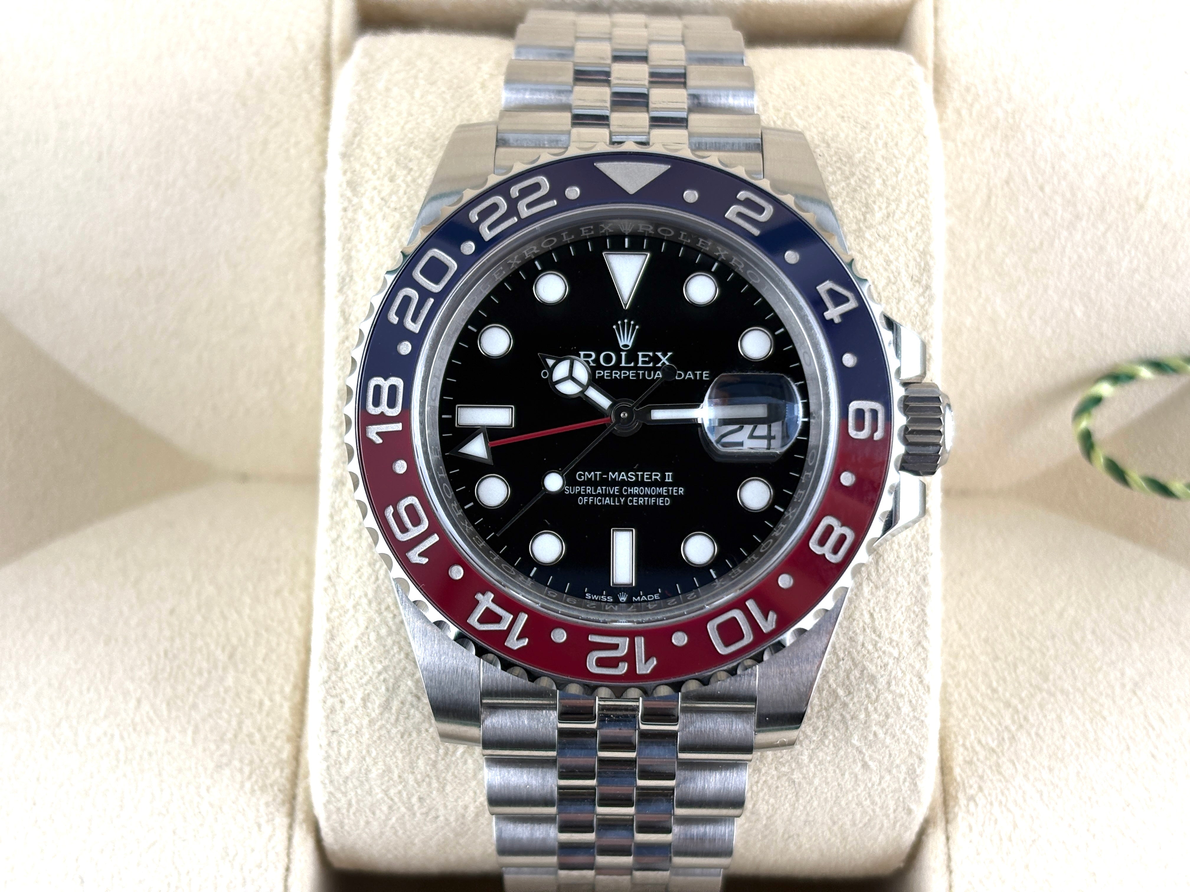 Rolex GMT Master II "Pepsi" 126710BLRO