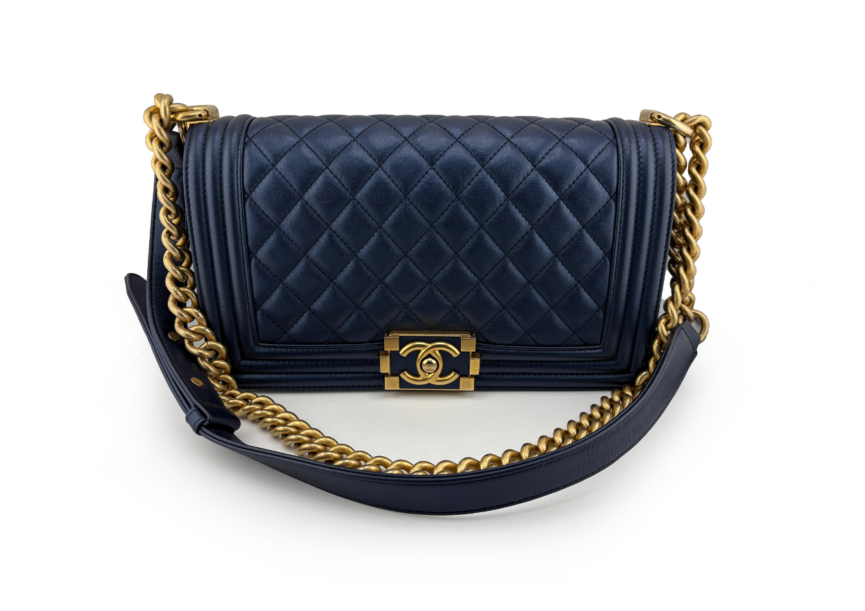 Chanel Boy 25
