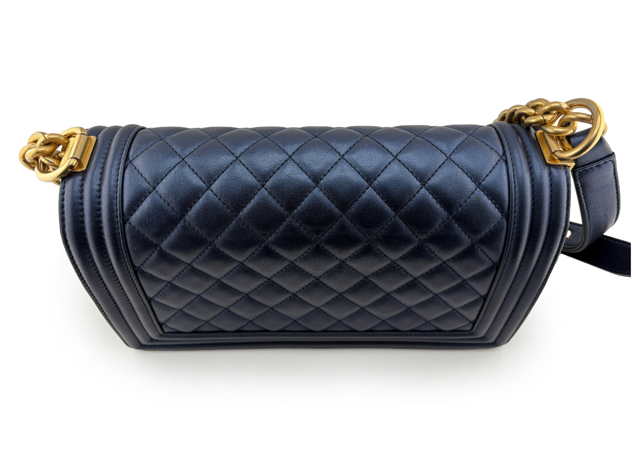 Chanel Boy 25