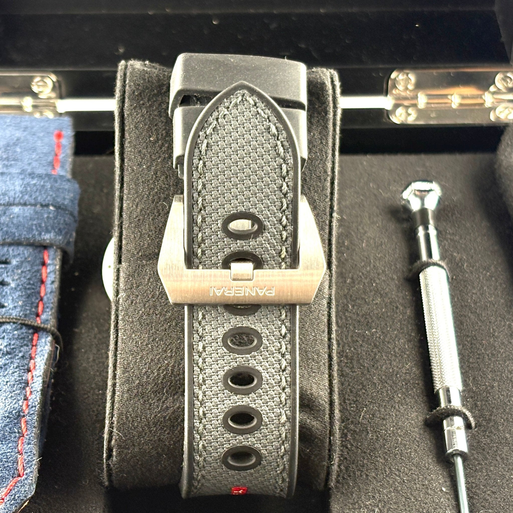 Panerai Luminor Luna Rossa PAM01342 - Zorzoli Orologi