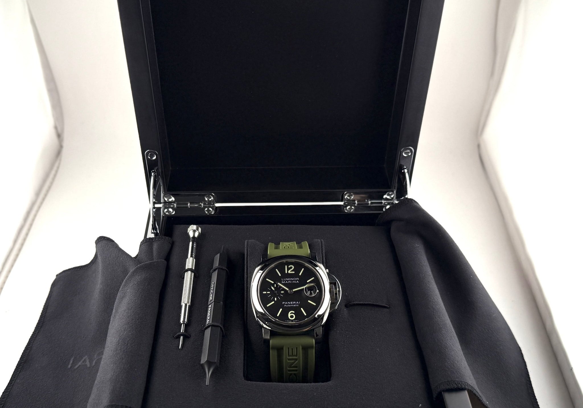 Panerai Luminor Marina PAM00104 - Zorzoli Orologi