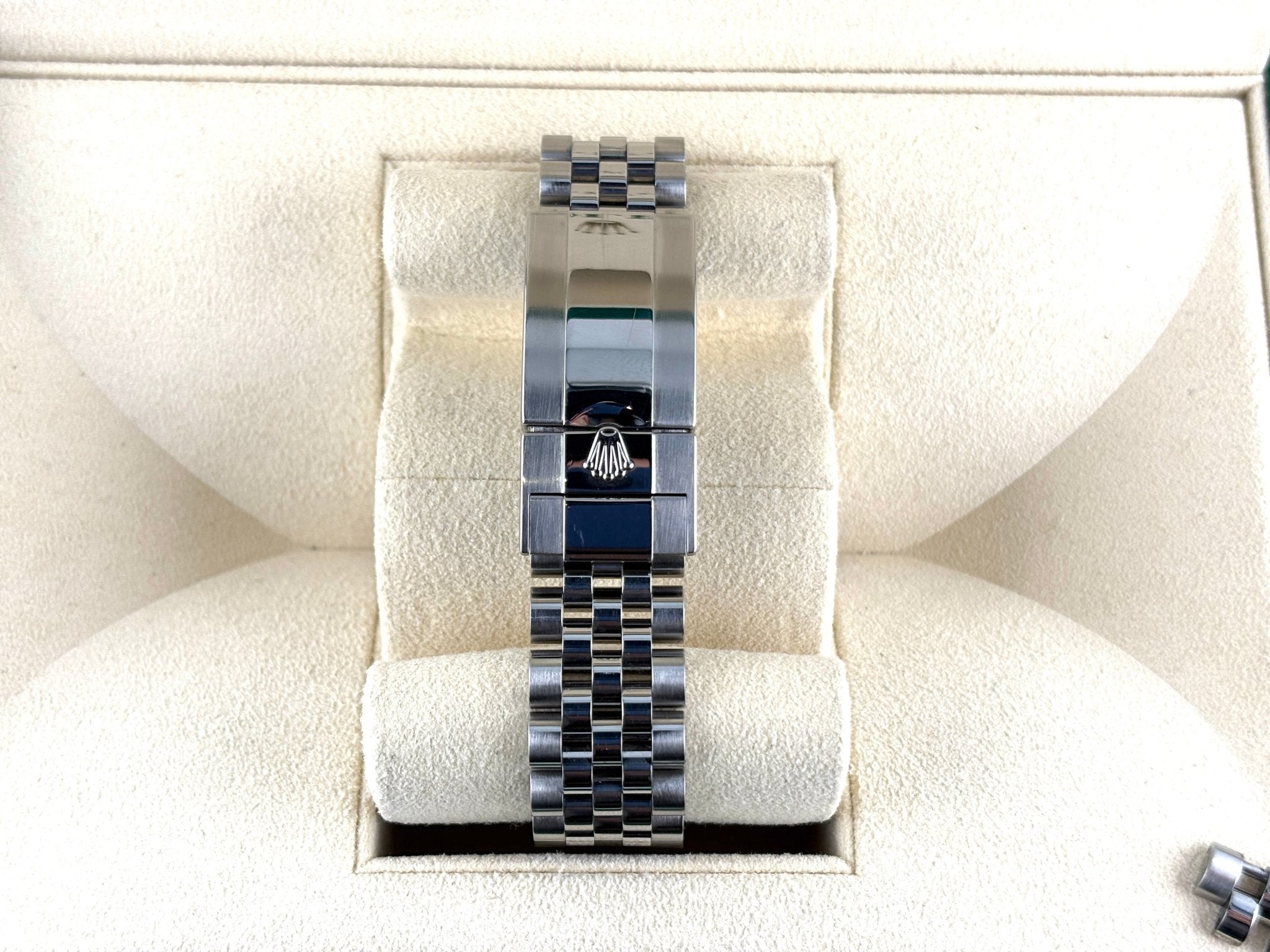 Rolex GMT Master II "Pepsi" NOS 126710BLRO - Zorzoli Orologi