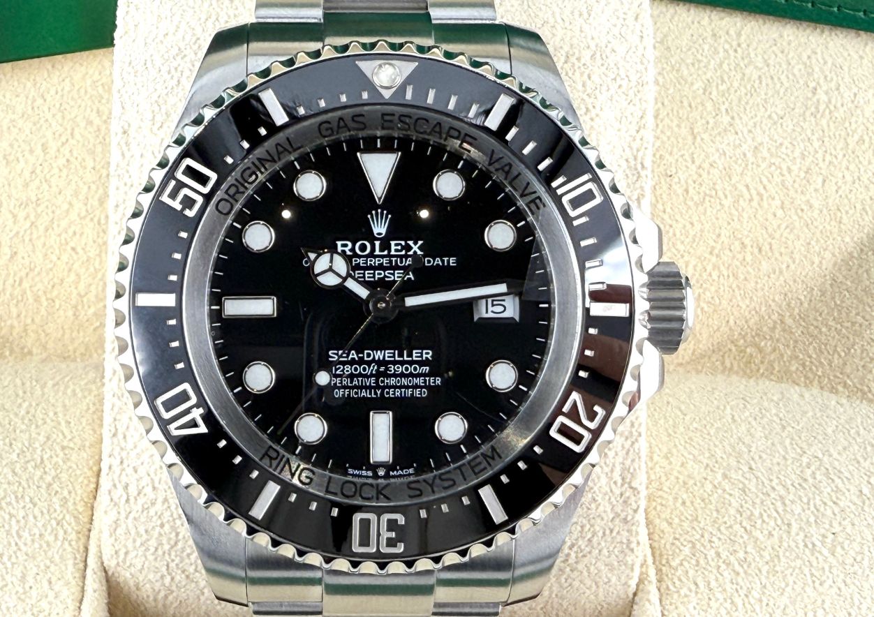 Rolex Seadweller 126660 - Zorzoli Orologi