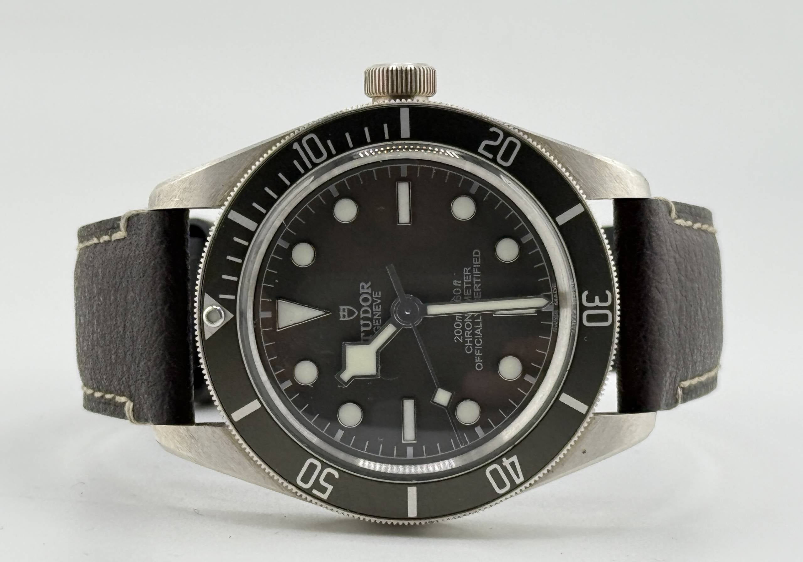 tudor-black-bay-58-argento-zorzoli-orologi-pavia.jpg